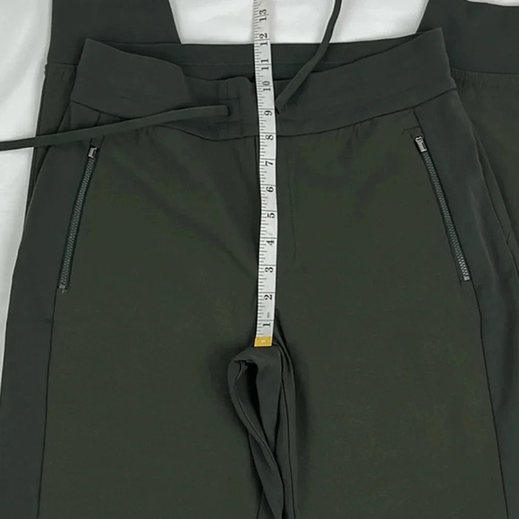 Athleta Women’s 6 Headlands Hybird Trek Mid Rise Joggers - Picture 5 of 8